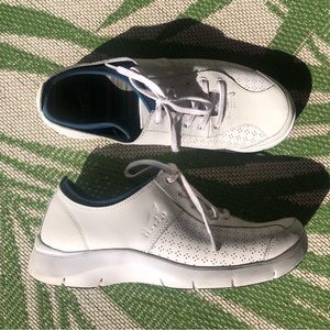 Dansko Elise Leather White Blue Comfort Sneaker Women  EUR 40